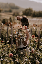 Lade das Bild in den Galerie-Viewer, Blumenbar 2025 - Pflück Dir Deinen Strauß