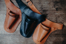 Lade das Bild in den Galerie-Viewer, Werkzeuggürtel - gefertigt von Laura Moser